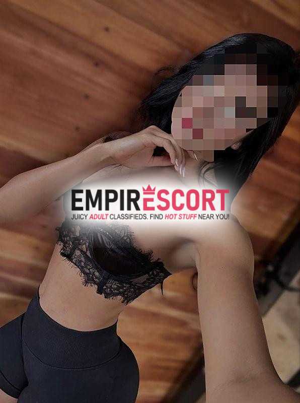 dama de compañía apasionada para servicios íntimos 🔥