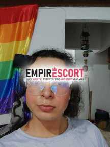 travesti sexy dispuesta todo