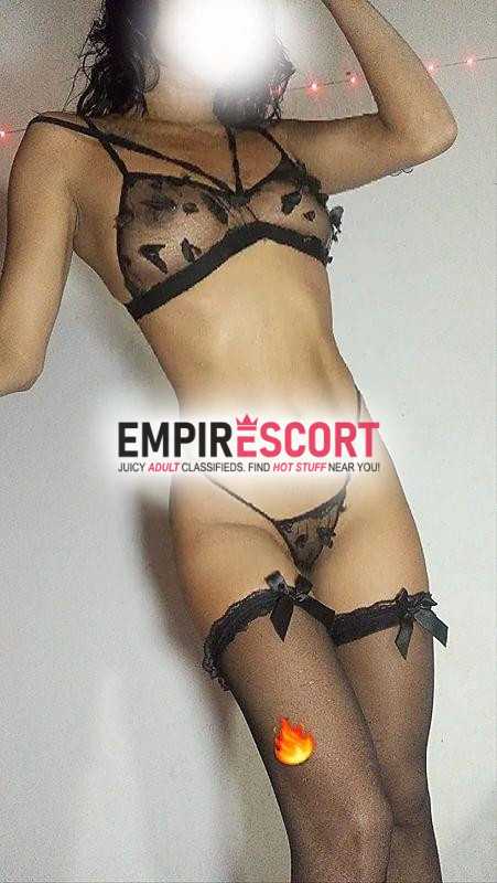 esmeralda costeÑa flaca caliente oral al natural trato de novios