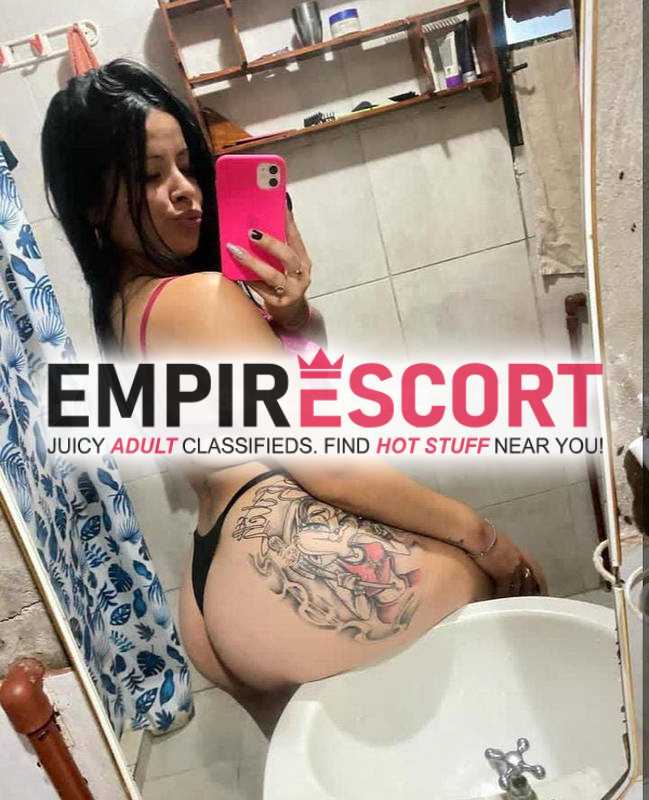 alban ninfómana en cama dispuesta de mucho sexo agresivo