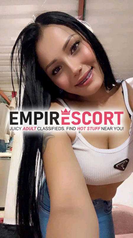 de cuerpo muy sexi adicta al sexo muy extrovertida toda para ti