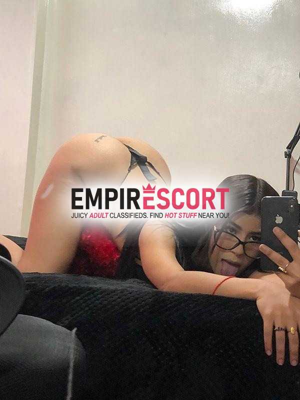 flaca nueva en tu ciudaduna chica complaciente sumisa y rica.