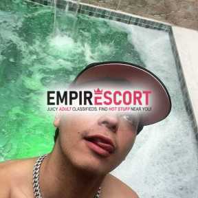 joven caleño atento y caliente