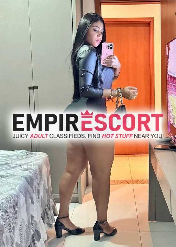 soy linda chica universitaria me gusta complacer mis clientes y me gusta el sexo al natural