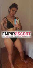 hermosa chica escort