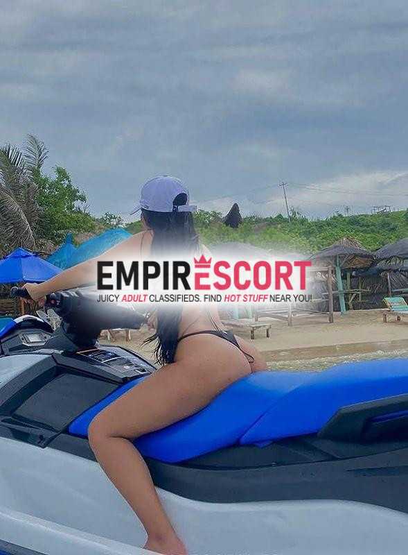 hermosas jóvenes sexis y muy complacientes sexo oral anal miércoles de promociÓn