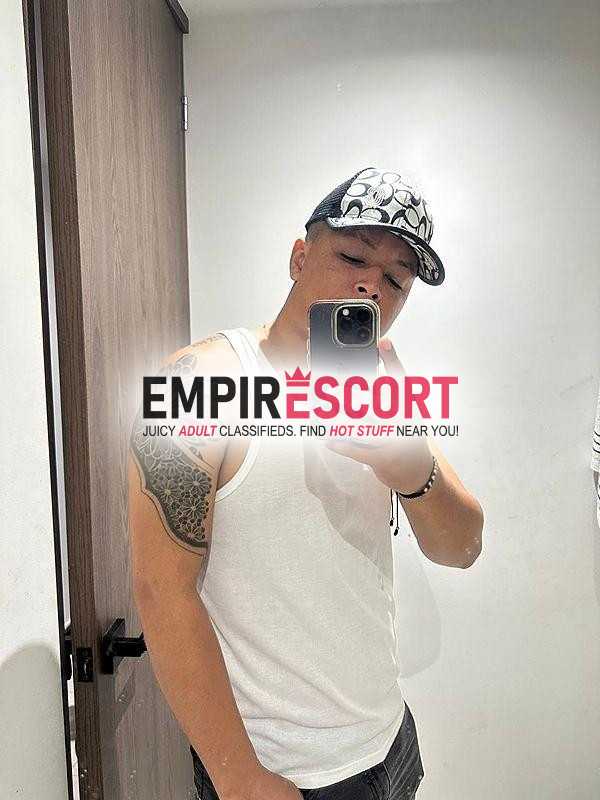 hola soy julian ven y pasemoslo rico