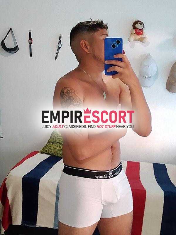caleÑo ardiente complaciente y fetichista me encanta el buen morbo y las culiadas sin escrupulos🍆