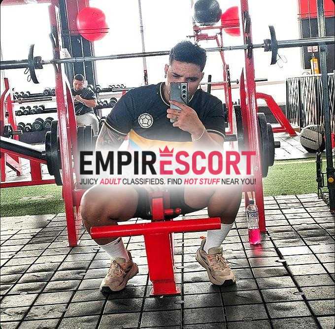 activo serio masculino discreto y varonil disponible 24 7
