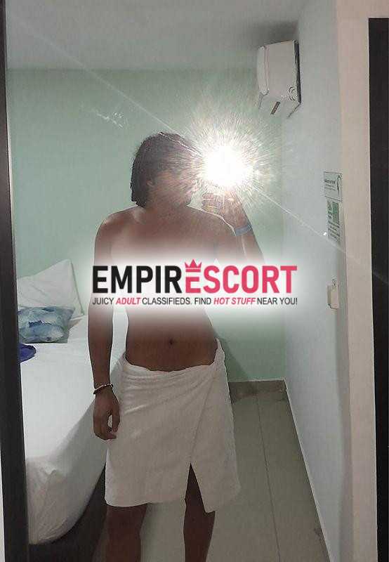 hola mucho gusto  mi nombre es andy 😈 soy nuevo en cartagena rico chico. ganas de nuevas experiencias ❤️‍🔥😈