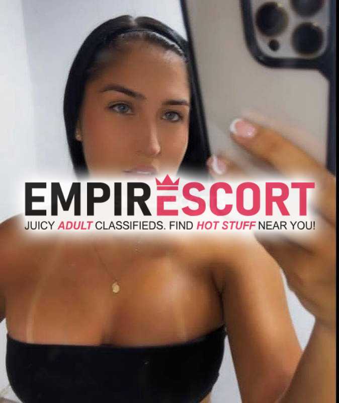 hola estoy disponible para complacerte todas tus fantasias sexuales