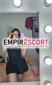 mujer complaciente dispuesta saciarte de placer