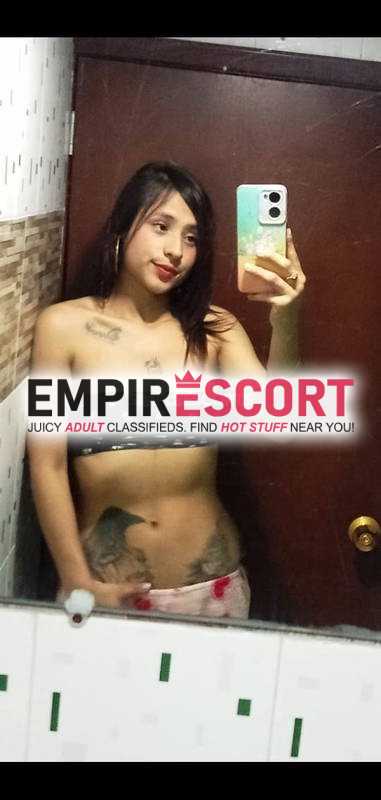 mujer totalmente extrovertida apretadita dispuesta para complacerte de mejor manera sexualmente
