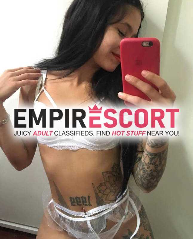 jovencita disponible para videollamadas