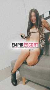 almita flaca culoncita complaciente girl sexosa chupona