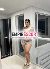 conoce nicolle tu fantasía en medellín