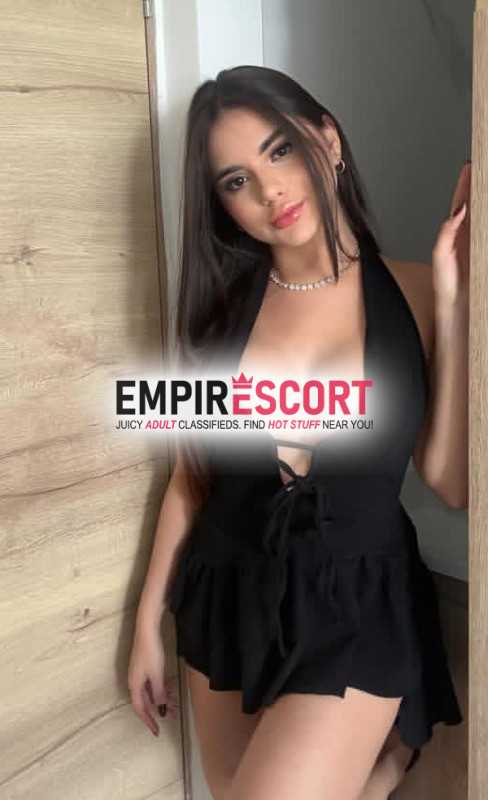 chica amante al sexo disponible para ti complacerte de mejor manera