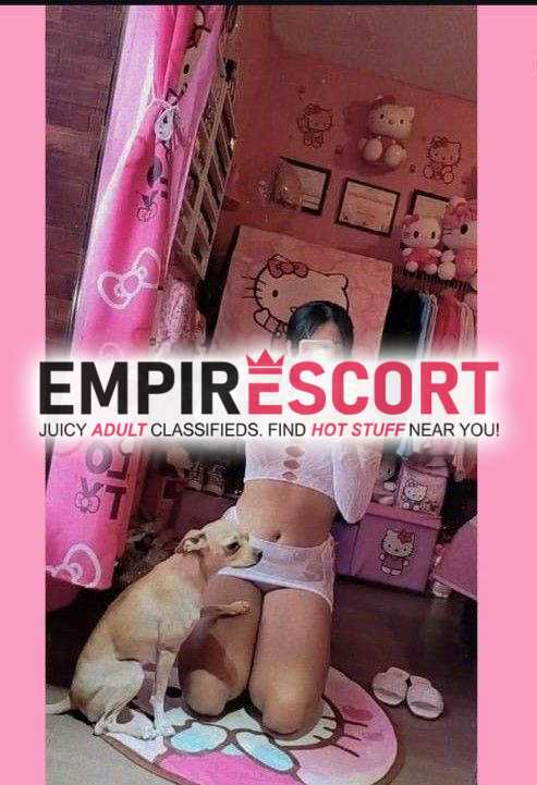 chica atenta complaciente y muyq fetichista