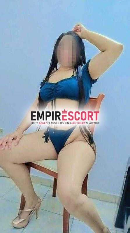 pelinegra hermosa llegando dispuesta atender hombres caballerosos y solventes