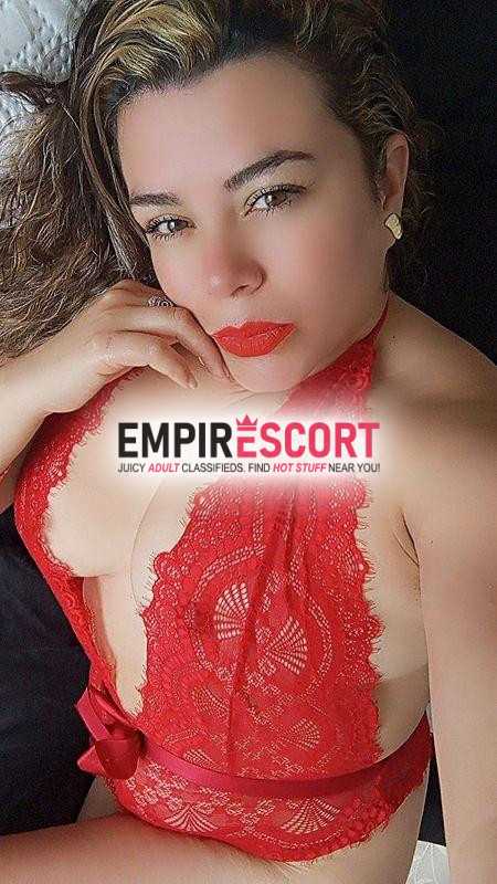 hermosa milf 37 años rubio ojos claros y piel blanca