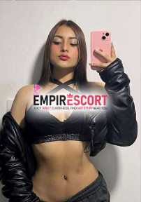 amante de apasionado chica sumisa disponible para complacerte en todos tus fantasías y fetiches sexuales