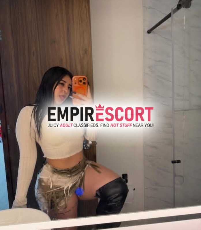 andrea mujer extrovertida scort flaca y de grandes curvas