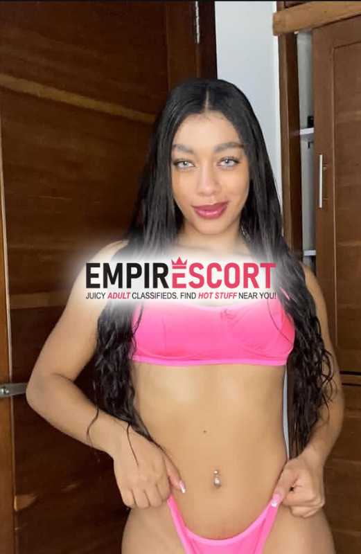 floridablanca linda chica complaciente sumisa