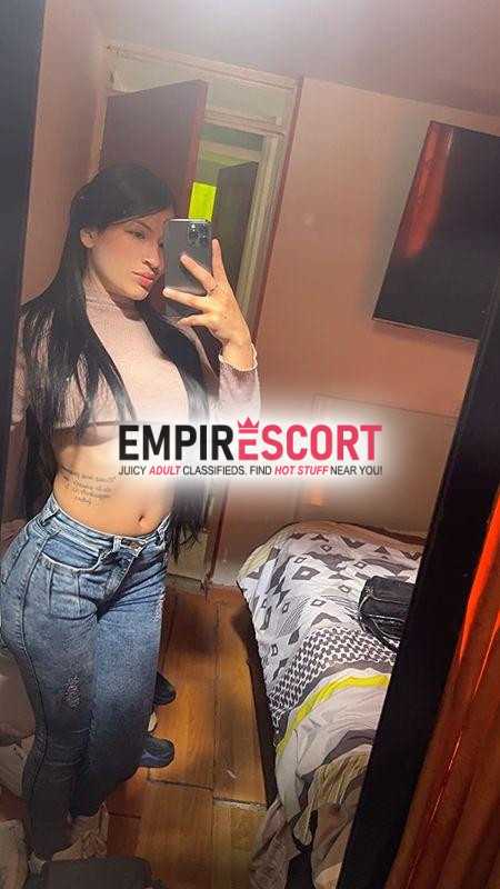 bella y seductora lista para hacer realidad tus fantasías