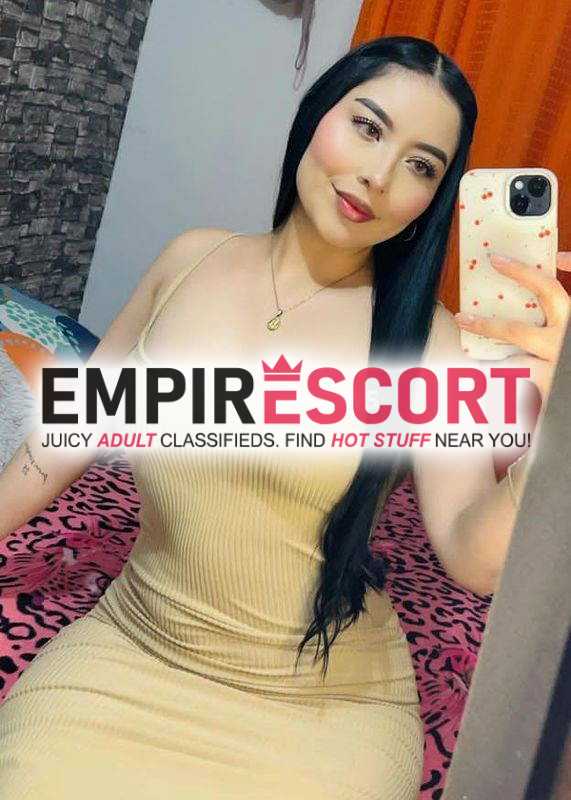 hermosa chica caliente disponible mucho placer