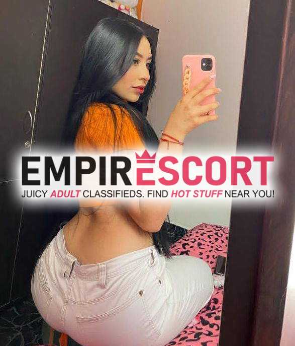 hermosa chica caliente disponible mucho placer