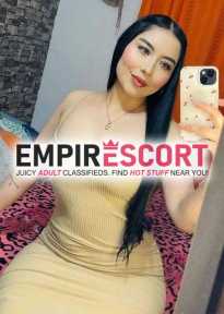 hermosa chica caliente disponible mucho placer