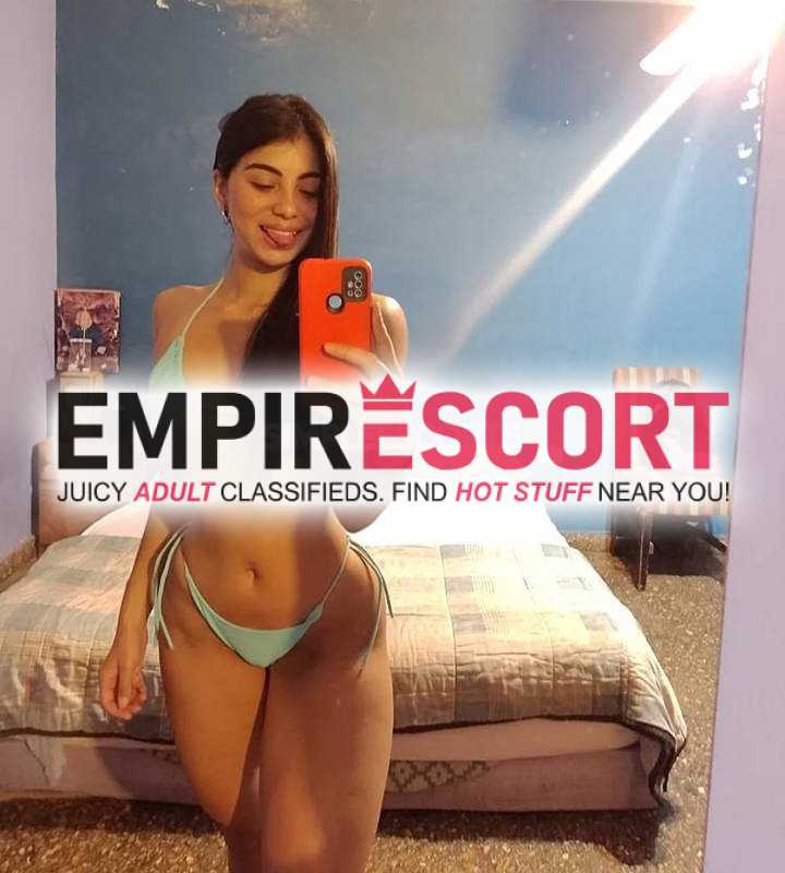 hermosa y apasionada dispuesta todo