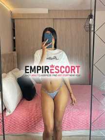 nueva 12k morena caliente ganas de complacerte.