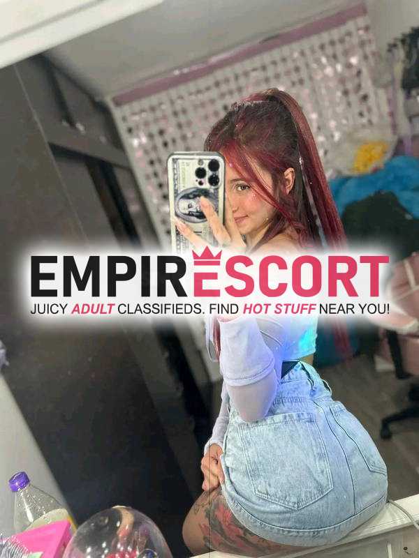 chicas satisfactoria eficiente en el servicio que desee despedirme