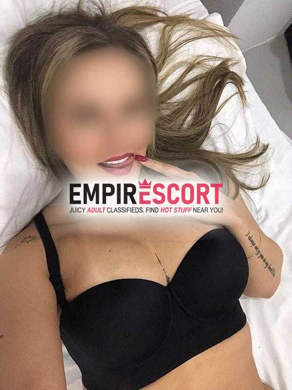 paisa toda muÑequita exclusiva y estrechita de perfectas curvas senos naturales