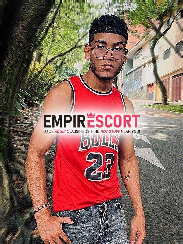 🍫 moreno latino vergón 🍆 complaciente morboso y educado 🤝🏼