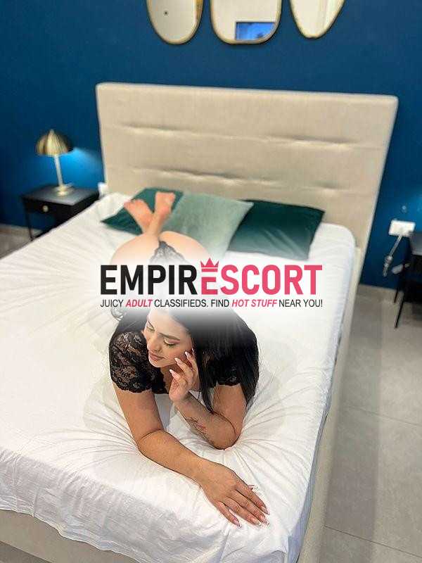 hermosa discreta y muy complaciente
