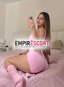 hola mis amores de marinilla me encanta sumergirme en fantasias y explorar diferentes posiciones. ¿cuando nos