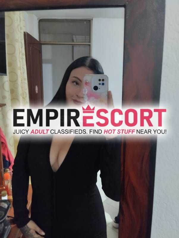 hermosa dama de compañia en ciudad