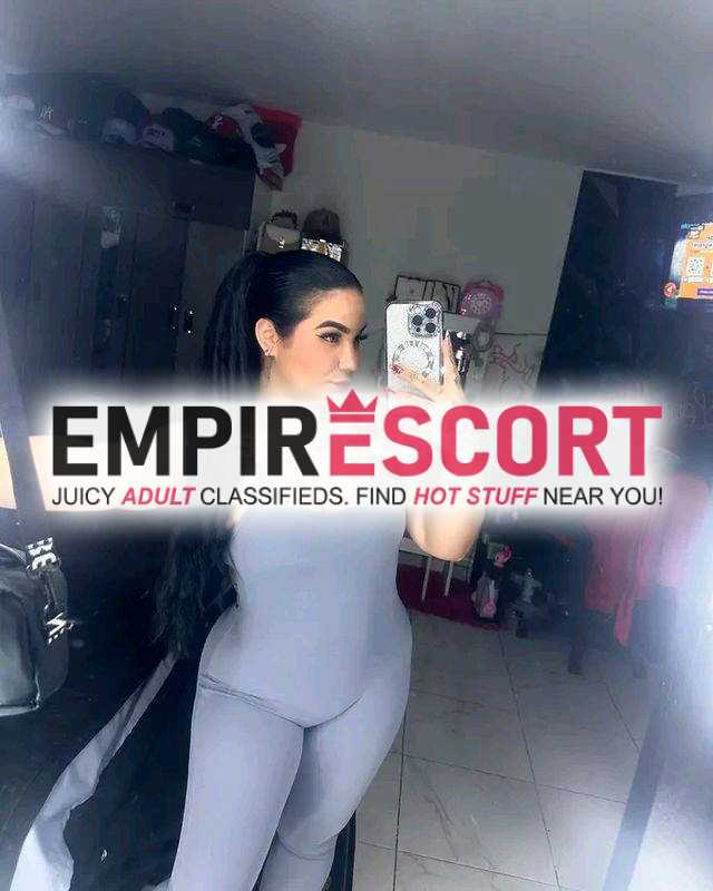 hola soy chica nueva atractiva y extrovertida