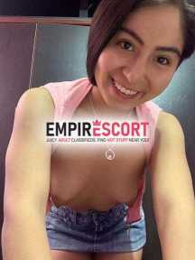 flaca morbosa caliente ganas de sacarte lechita