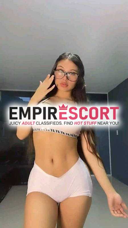 hola mis amores estoy muy disponible para brindar mis mejores servicios presenciales y virtuales