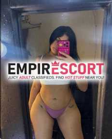 hola mis amores chica ardiente y complaciente en cama