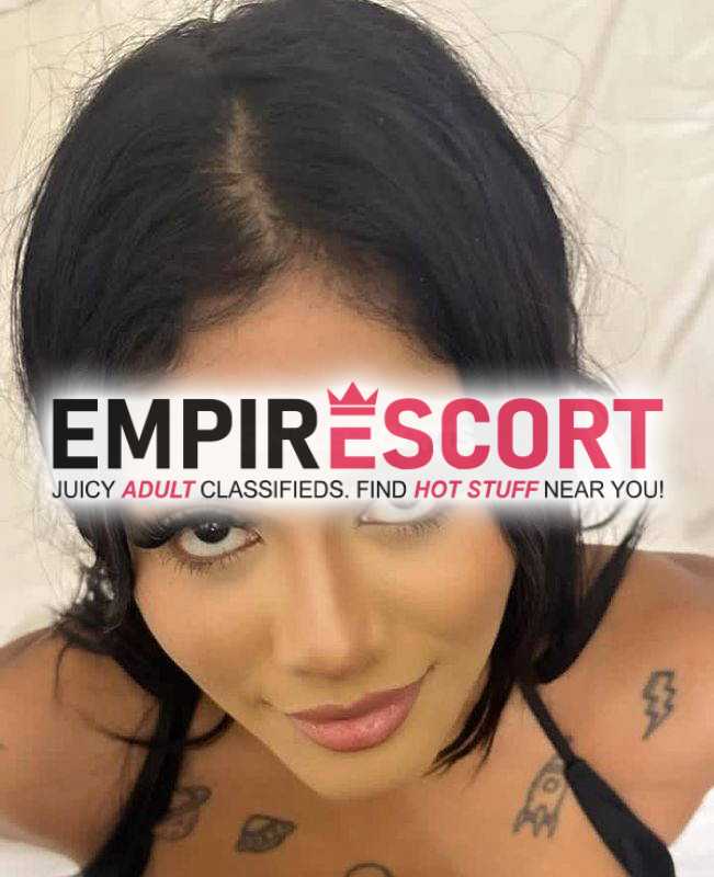 soy linda chica universitaria me gusta complacer mis clientes me gusta el sexo al natural