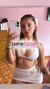 mi nombre es camila estoy aquí para complacer tus deseos bb