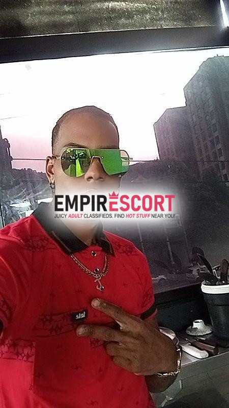 el flaco moreno alto simpático de 1.75 de estatura enorme guebo de 25 cm para cumplir tus más ricas fantasias sexuales fuertes mamadas vaginal