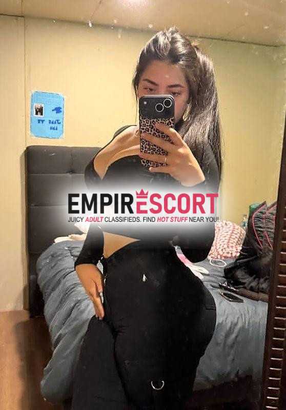 hola soy tamara me encuentro disponible y ansiosa de mucho sexo y mucho placer estoy calientica