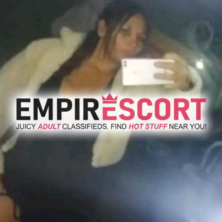 soy chica complaciente divertida atrevida hora sexo me encanta satisfacer mis clientes
