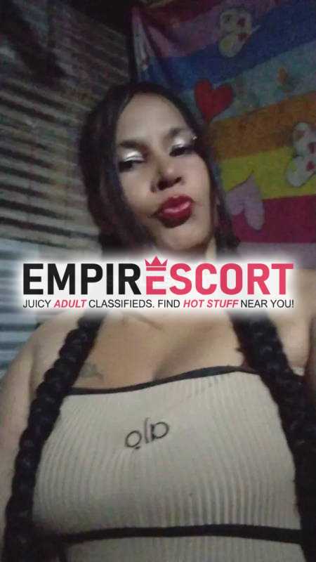 soy chica complaciente divertida atrevida hora sexo me encanta satisfacer mis clientes