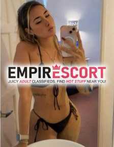 hermosa chica traviesa disputa saciar tus ganas de sexo